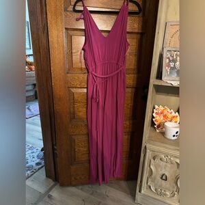 Old navy jumpsuit, like new/ never worn